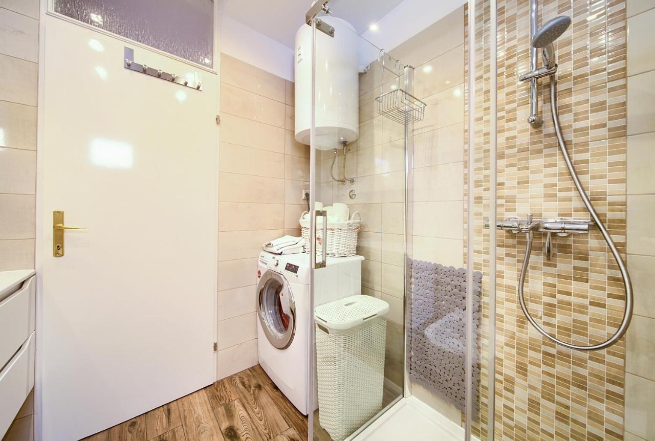 Apartman Bor Krk Krk Town Exterior photo